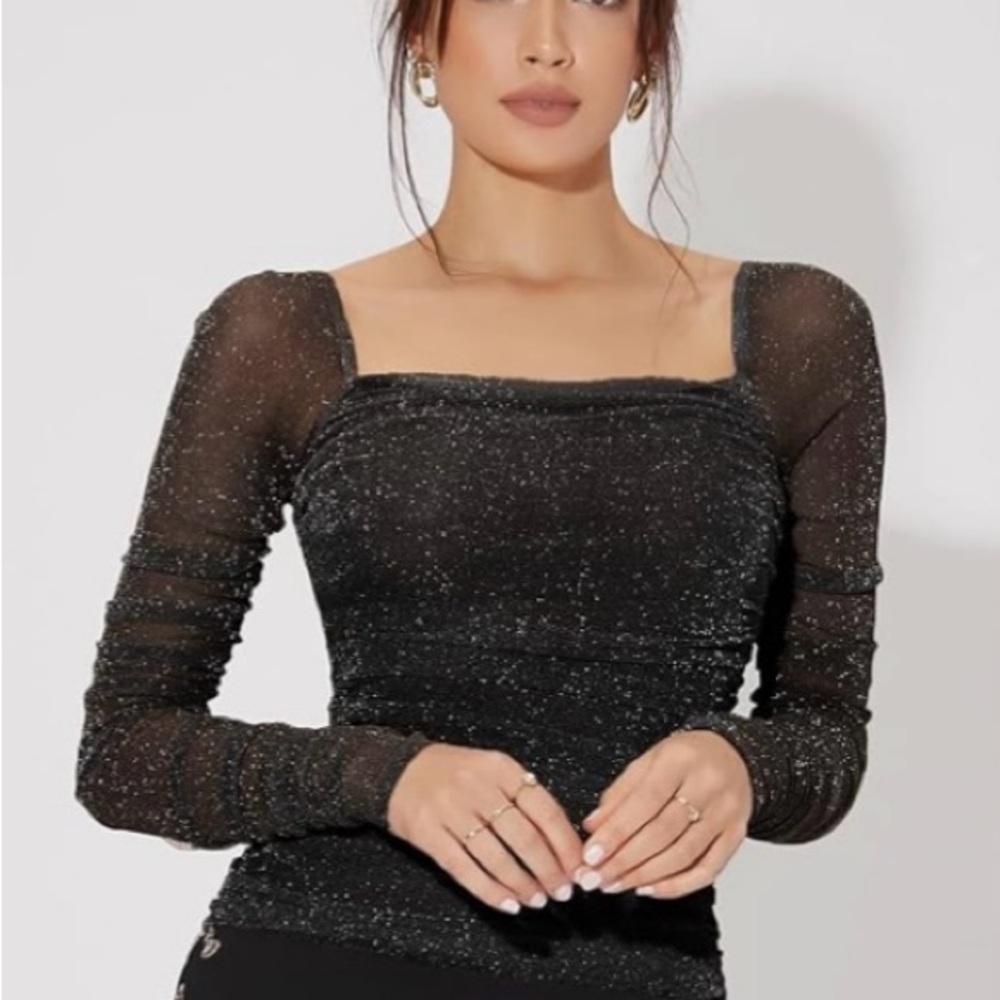 NWOT- MESH GLITTER TOP- Size S fits more like a XS